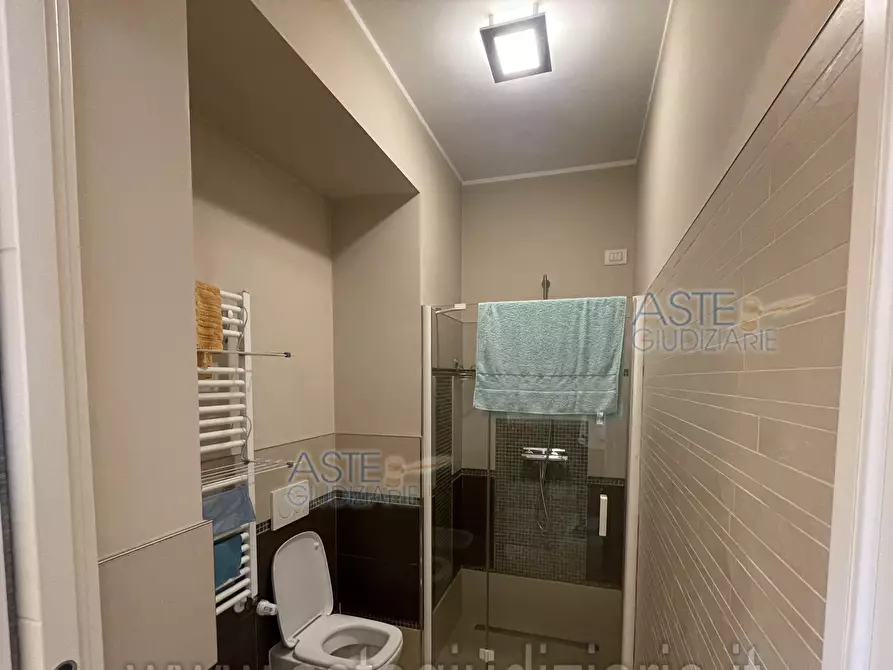 Immagine 4 di Trilocale in vendita  a Rimini