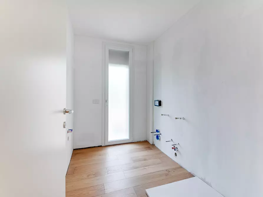 Immagine 19 di Quadrilocale in vendita  in Via L. C. Farini 291 a Cesena