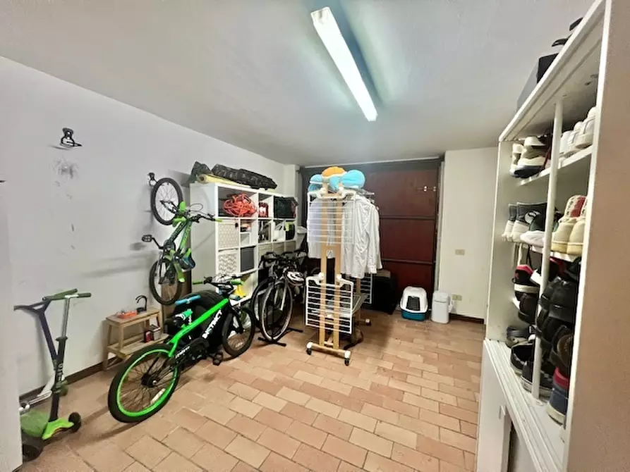 Immagine 38 di Trilocale in vendita  a Cesena