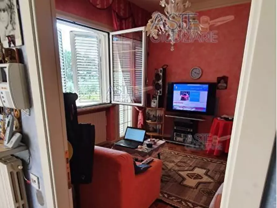 Immagine 3 di Villa in vendita  a Misano Adriatico