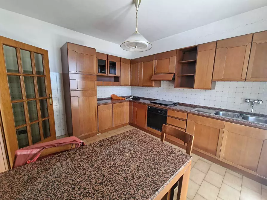 Immagine 17 di Porzione di casa in vendita  in Via dei frutteti 24 a Pesaro