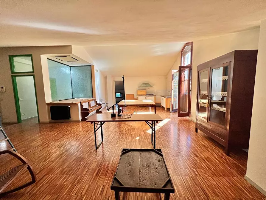 Immagine 21 di Villa in vendita  a Cesena