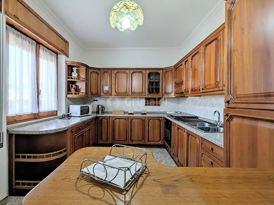 Immagine 22 di Villa in vendita  in Via Granieri 56 a Nettuno