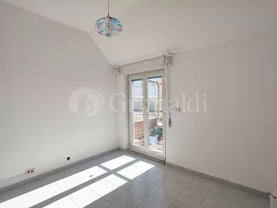 Immagine 8 di Attico in vendita  in Piazza Cavalieri Vittorio Veneto 8 a Nettuno