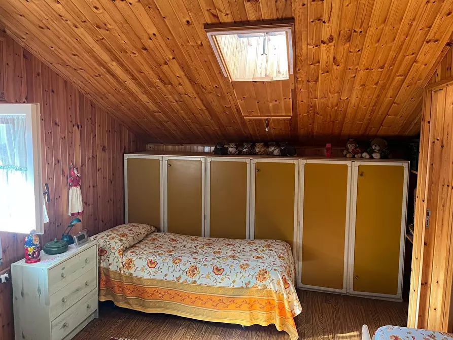 Immagine 4 di Bilocale in vendita  in Villaggio la Crocetta Tavarone 6 a Maissana