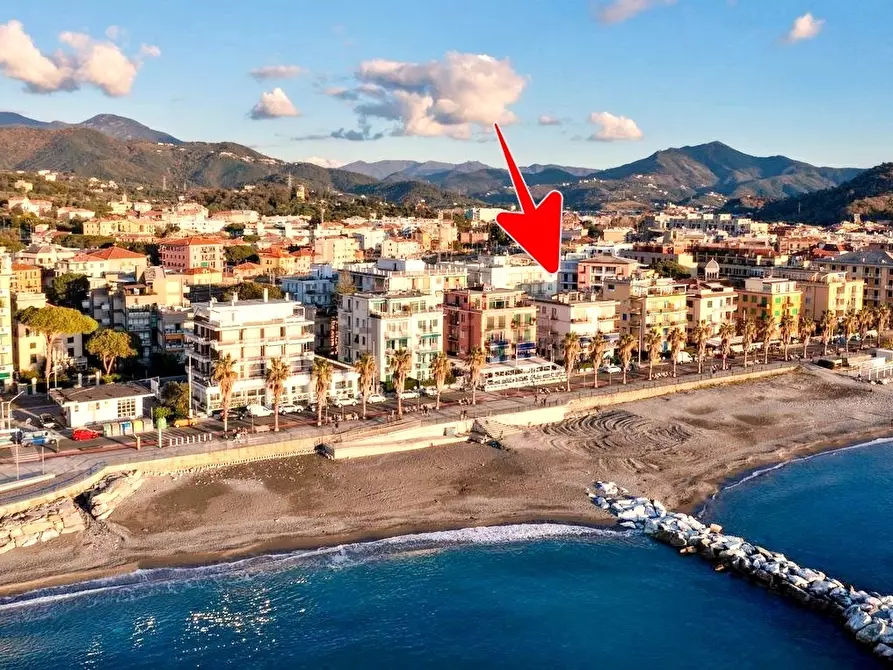 Immagine 1 di Monolocale in vendita  in Viale Mazzini 158 a Sestri Levante