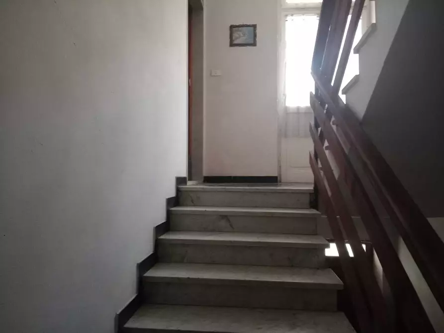 Immagine 8 di Quadrilocale in vendita  in Via 4 Novembre 19 a Carro
