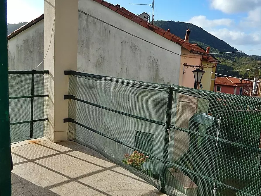 Immagine 24 di Trilocale in vendita  in Via Carotole 26 a Castiglione Chiavarese