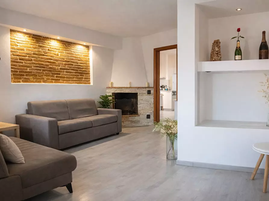 Immagine 19 di Trilocale in vendita  in Via Dell' Oriolino a Livorno