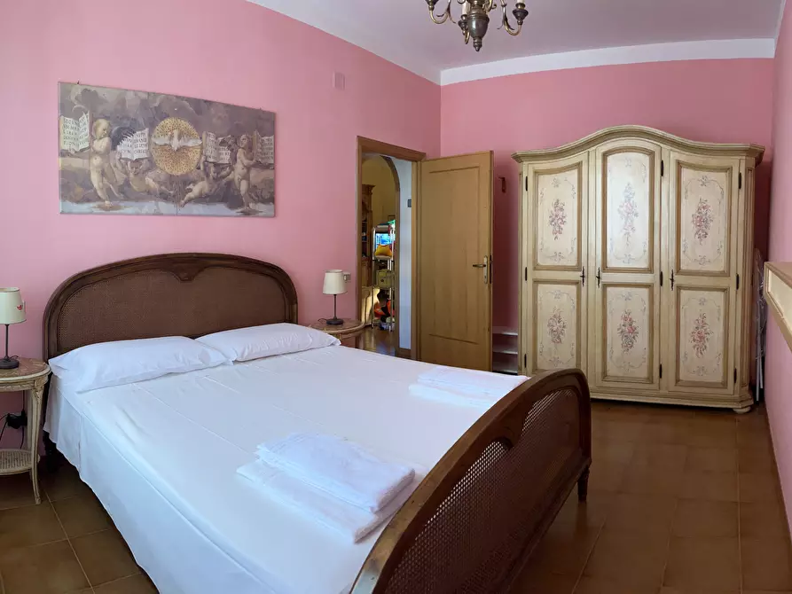 Immagine 7 di Trilocale in vendita  a Rosignano Marittimo