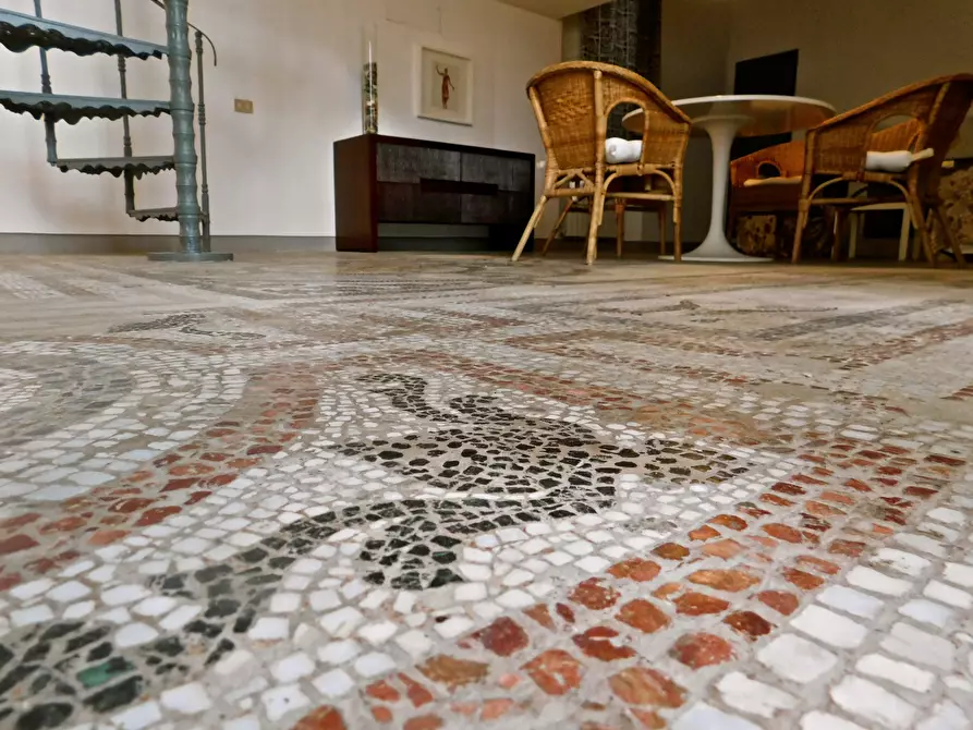 Immagine 10 di Loft/Open space in affitto  a Livorno