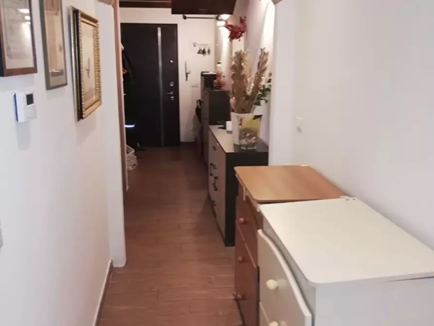 Immagine 10 di Trilocale in vendita  a Livorno