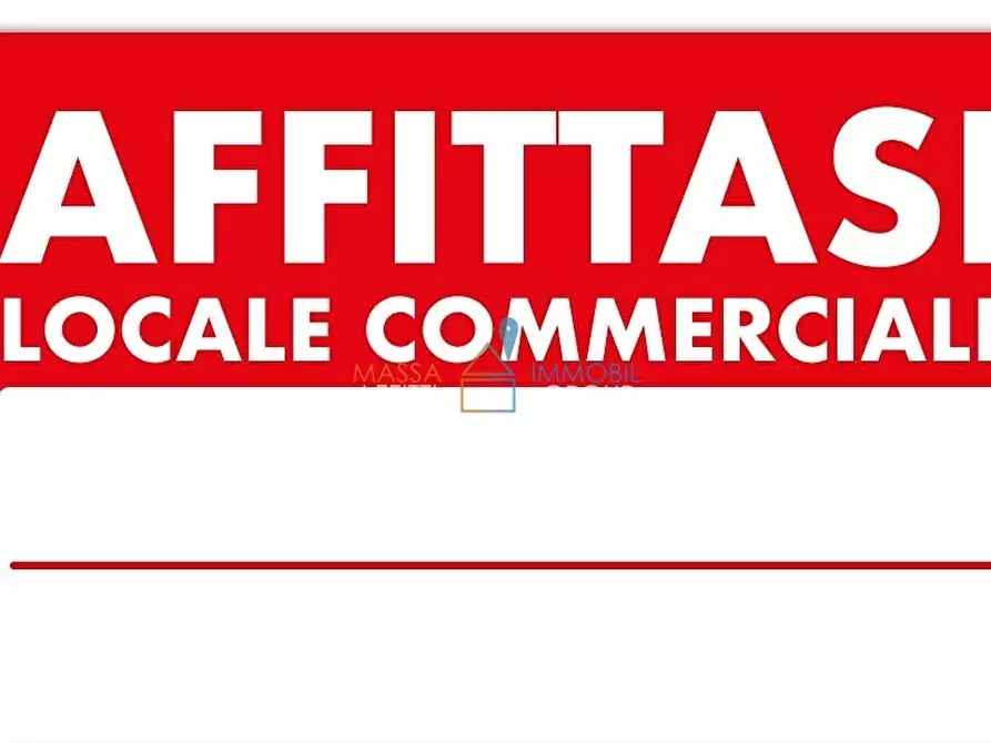 Immagine 1 di Locale commerciale in affitto  in Via degli Oliveti 1 a Massa