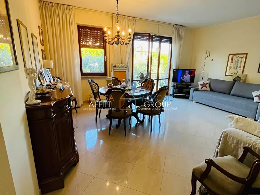 Immagine 3 di Pentalocale in vendita  in Via San Giuseppe Vecchio 182 a Massa