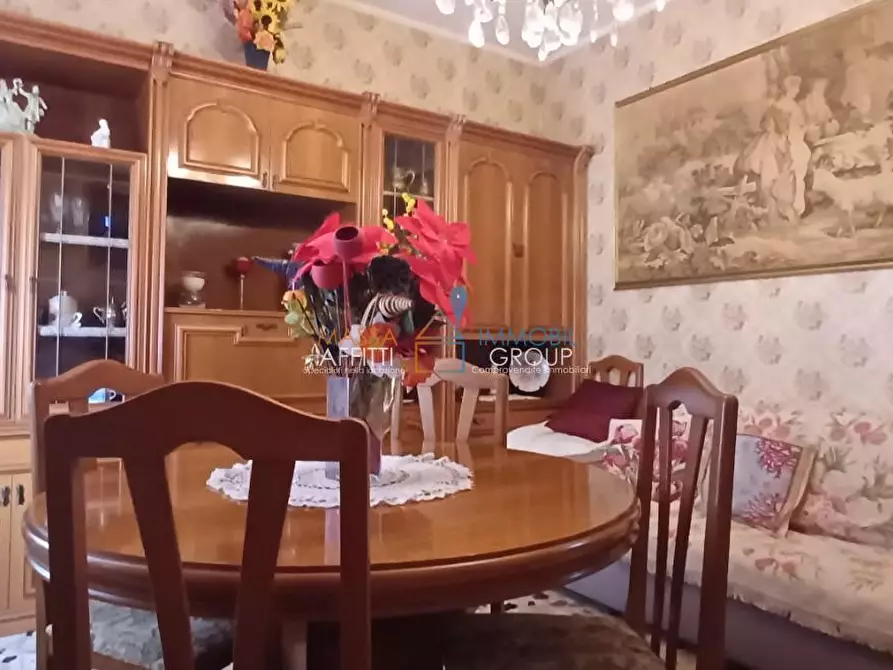 Immagine 2 di Trilocale in vendita  in Via Maternità 2 a Massa