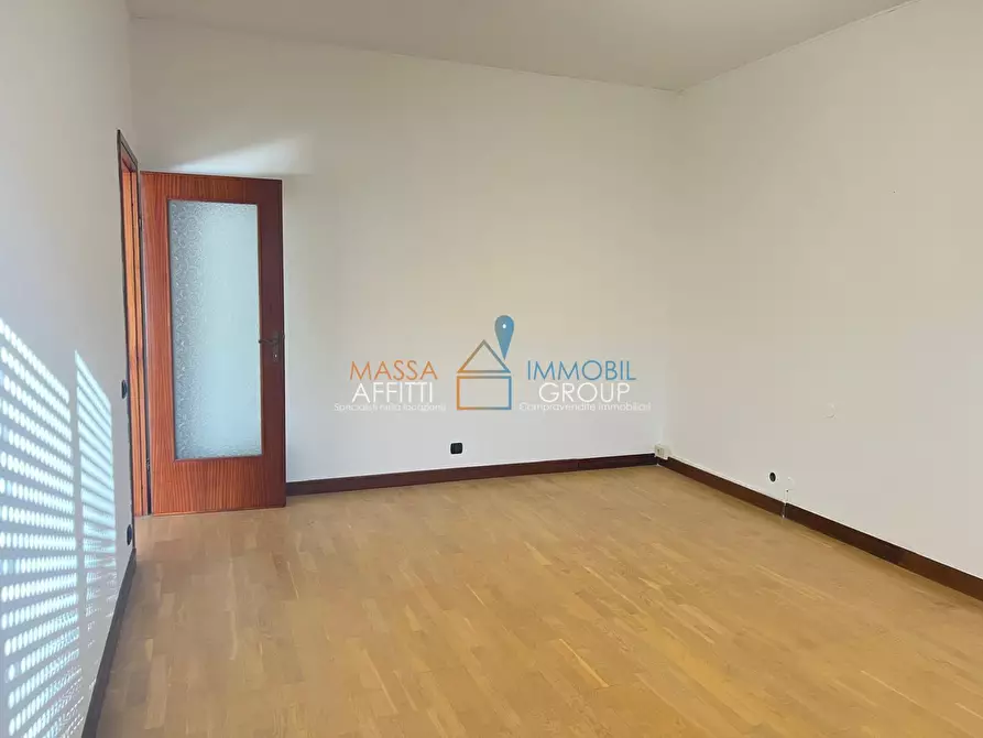 Immagine 12 di Ufficio in affitto  in Via Cavour 3 a Carrara