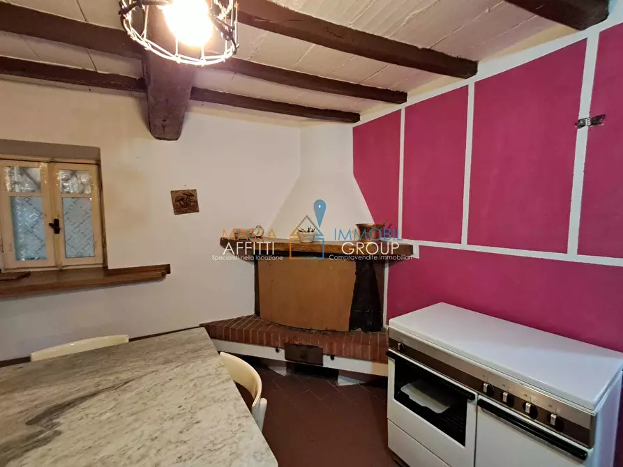 Immagine 9 di Porzione di casa in vendita  in Via dei Colli 141 a Massa