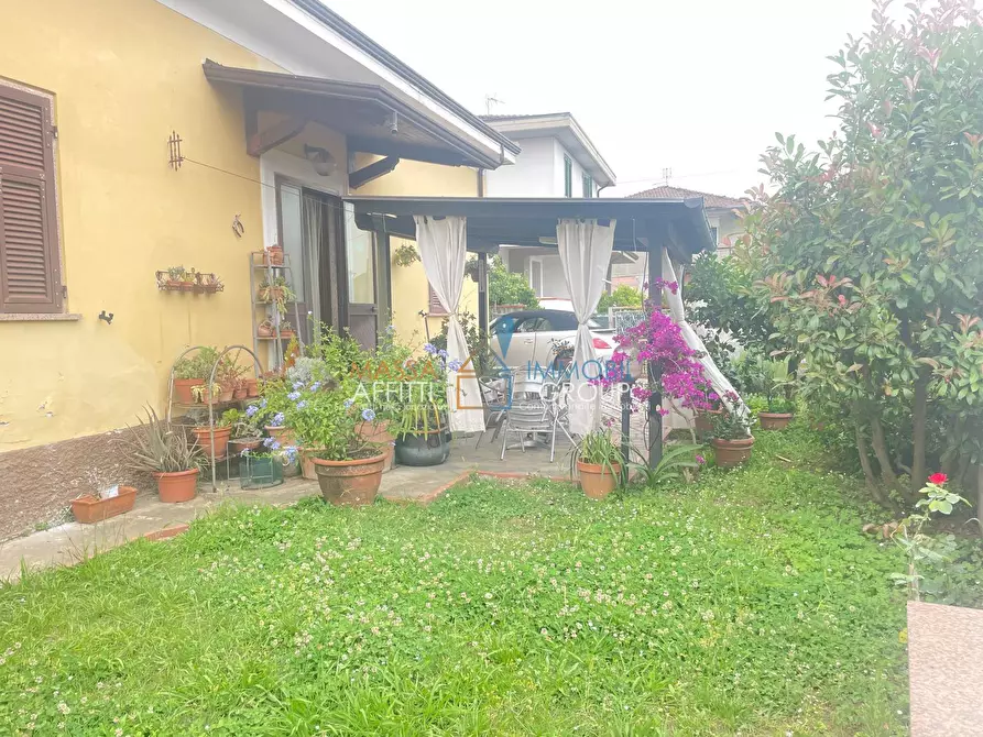 Immagine 4 di Casa indipendente in vendita  in Via Fossone Basso 6/1 a Carrara