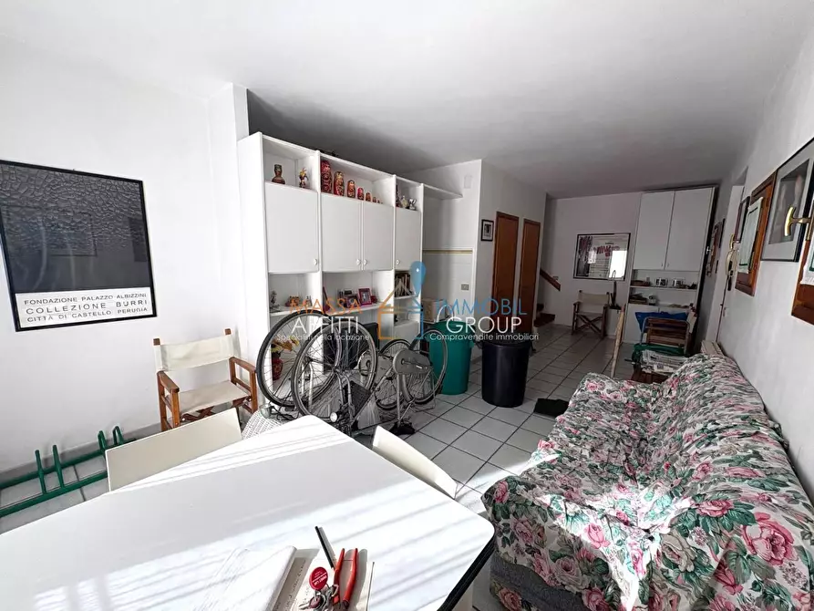 Immagine 4 di Villetta a schiera in vendita  in Via Arezzo 293 a Massa