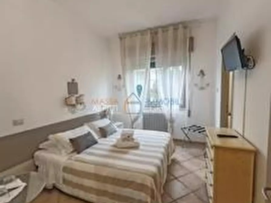 Immagine 34 di Albergo/B&B/Residence in vendita  in Via Paolo Ferrari 37 a Massa