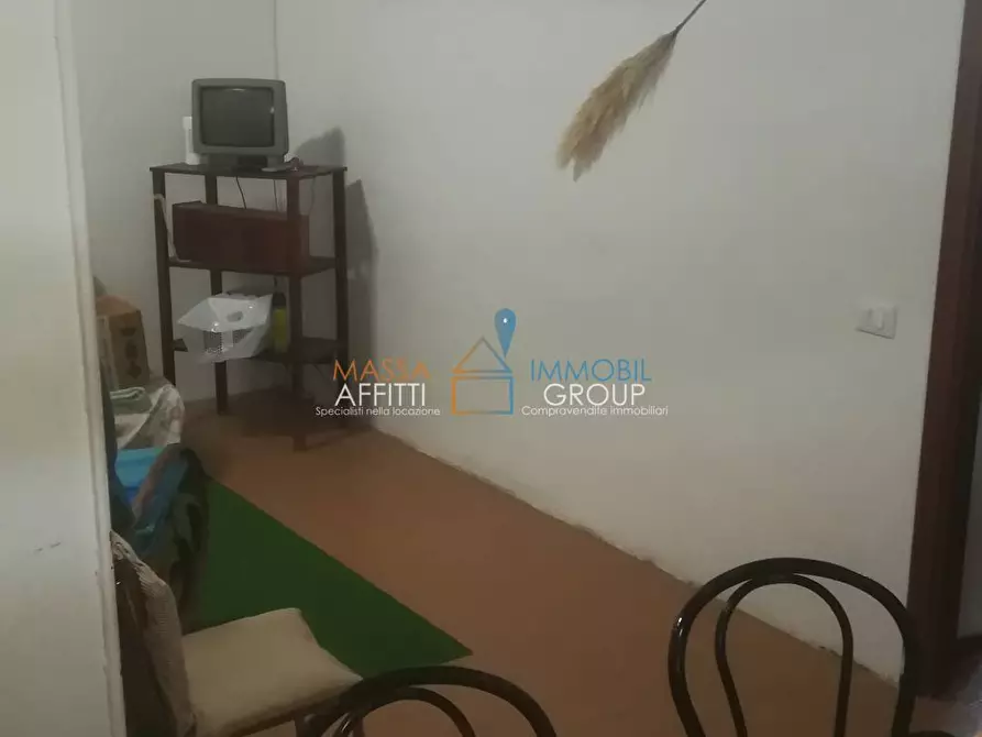 Immagine 11 di Trilocale in vendita  in Via Argine Destro Carrione 15 a Carrara