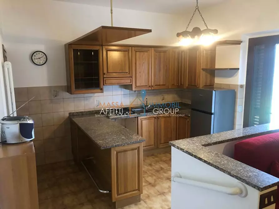 Immagine 1 di Porzione di casa in affitto  in Via Romana 202 a Massa