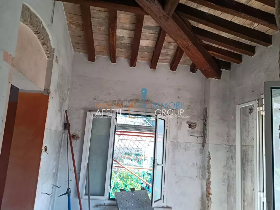 Immagine 5 di Terratetto in vendita  in Via Dante Alighieri 27 a Massa