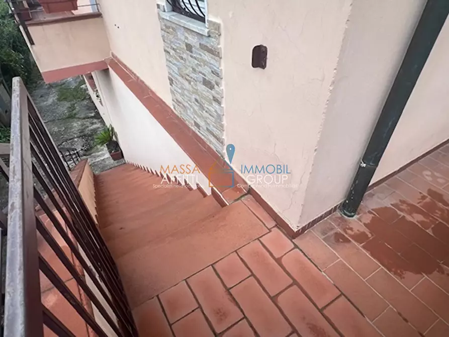 Immagine 3 di Porzione di casa in vendita  in Via Celia 1 a Massa