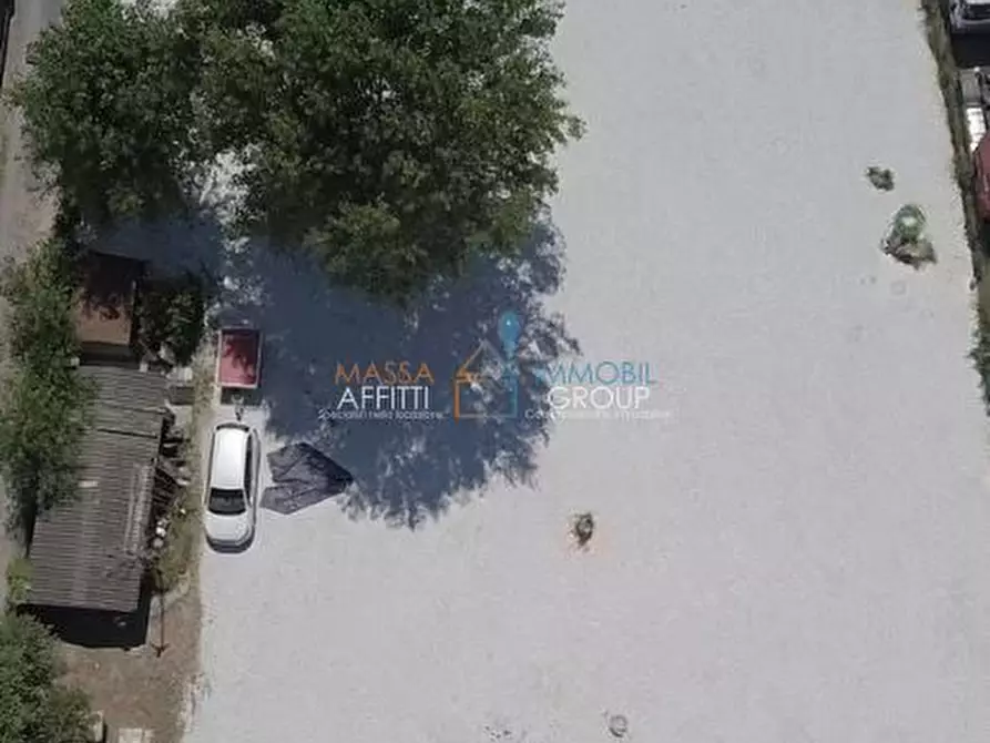 Immagine 4 di Terreno agricolo in affitto  in Via Enrico Bertola 7 a Massa