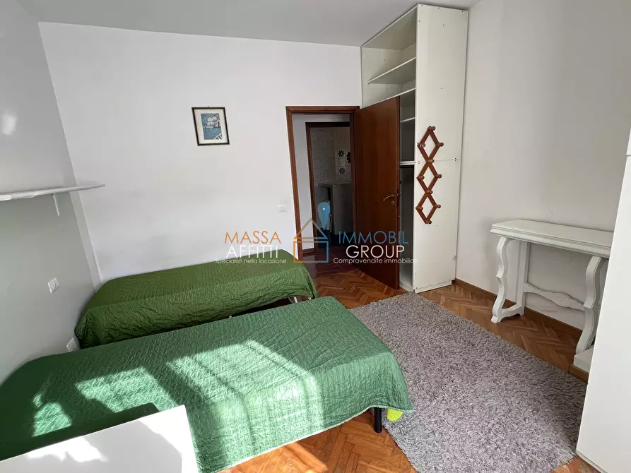 Immagine 29 di Quadrilocale in vendita  in Viale puccini 6 a Massa