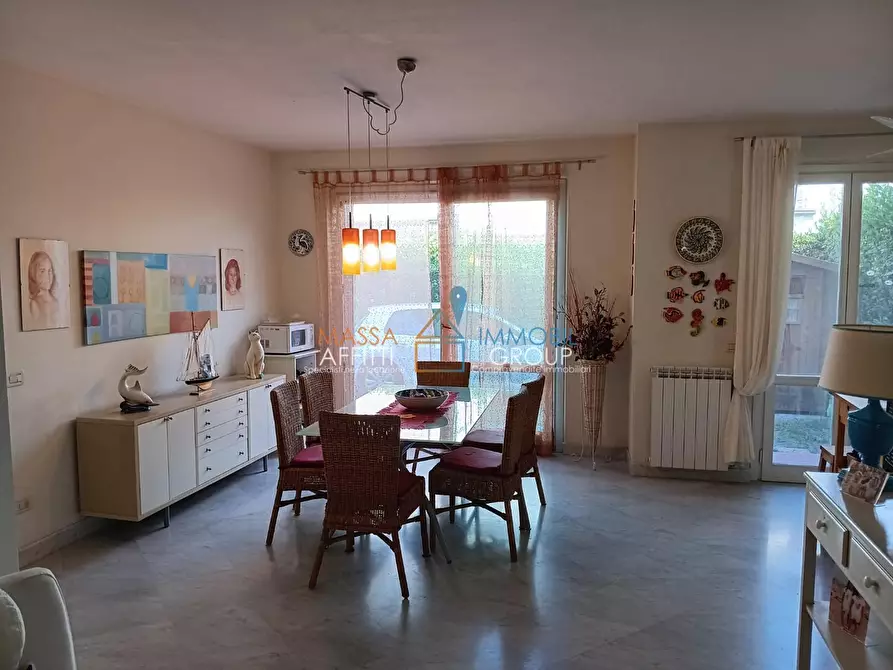 Immagine 7 di Villetta a schiera in vendita  in Via Stradella 106 a Massa