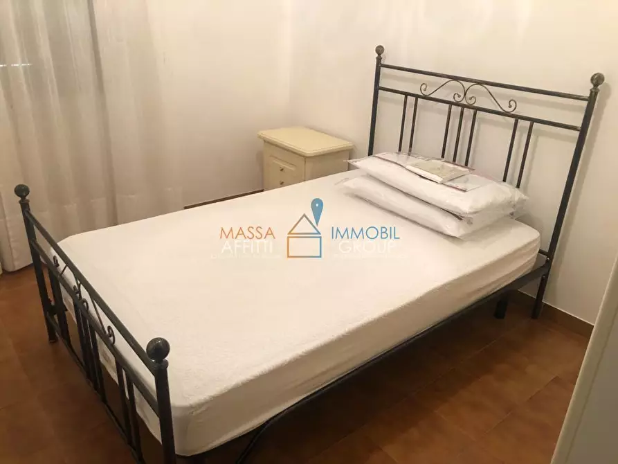 Immagine 12 di Porzione di casa in affitto  in Via Romana 202 a Massa