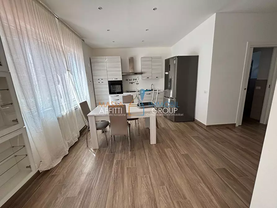 Immagine 6 di Bilocale in affitto  in Via dei Colli 131 a Massa