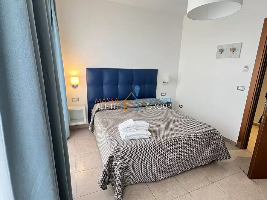 Immagine 7 di Palazzo in vendita  in Viale Ermenegildo Pistelli 70 a Camaiore