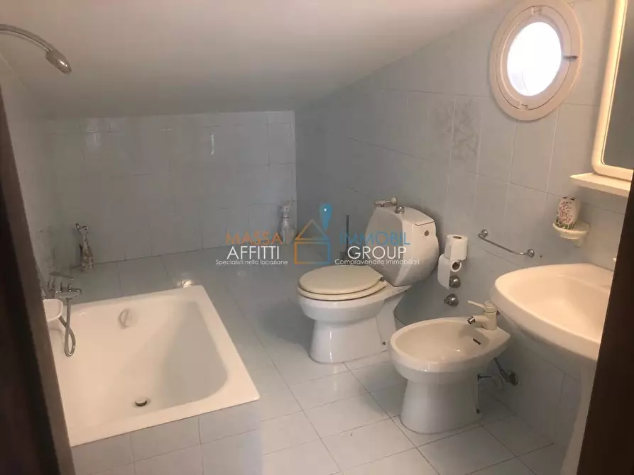 Immagine 43 di Villetta a schiera in affitto  in Via Francesco Donati 16 a Forte Dei Marmi