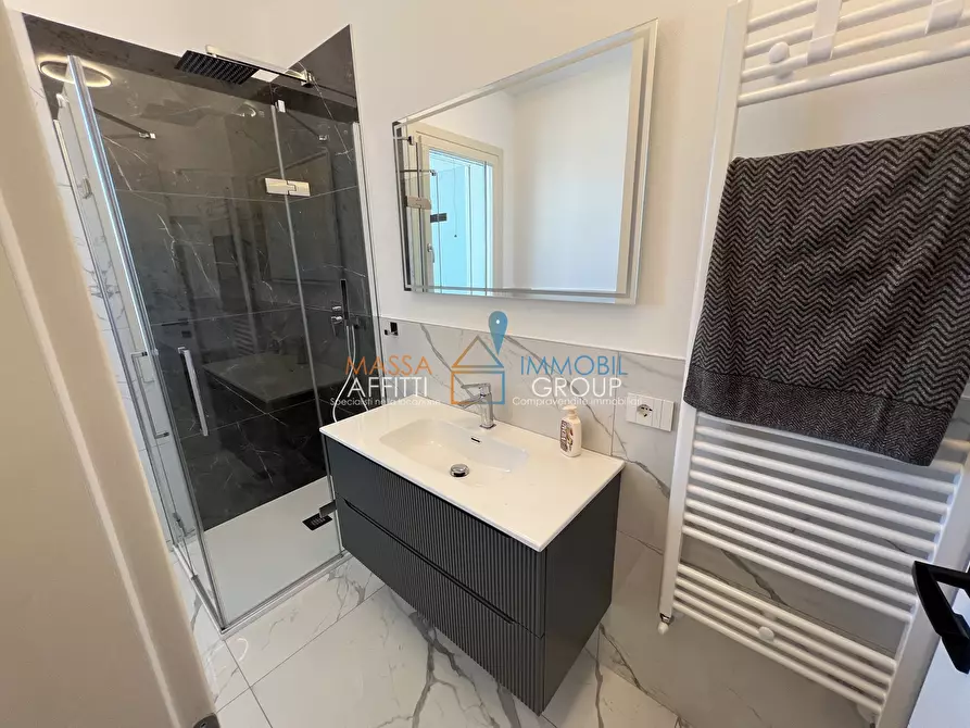 Immagine 27 di Villa in vendita  in Via Vaiana 91 a Pietrasanta