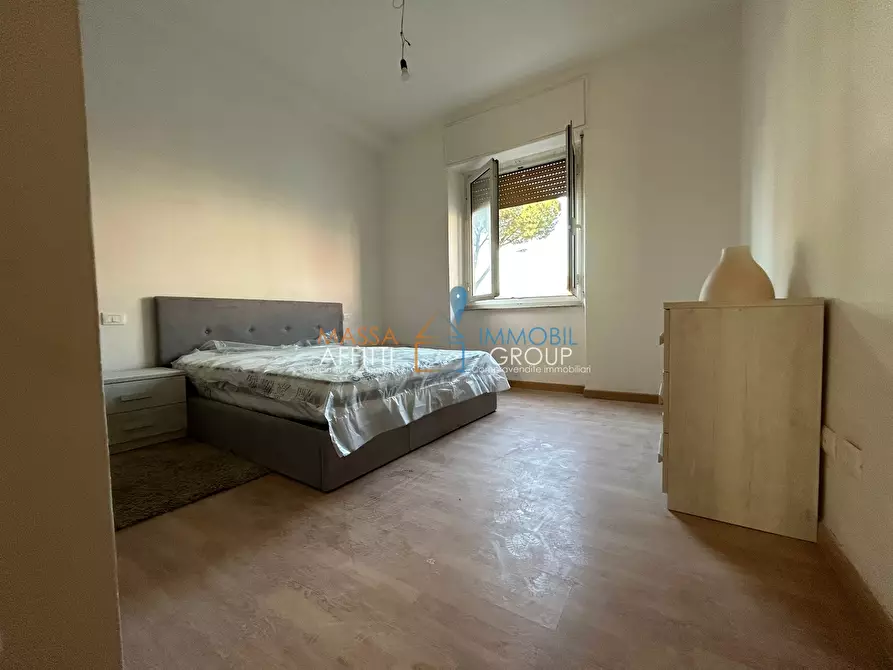 Immagine 9 di Trilocale in vendita  in Via dei Margini 1 a Massa