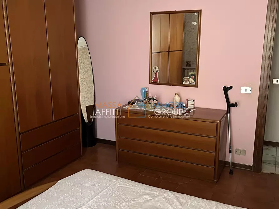 Immagine 13 di Pentalocale in vendita  in Viale XX Settembre 260A a Carrara