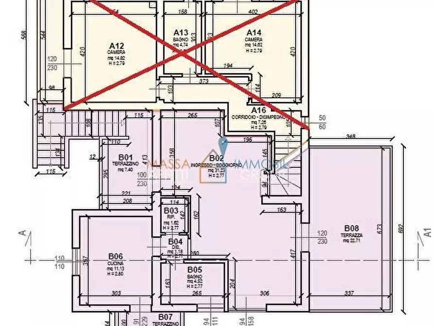 Immagine 18 di Porzione di casa in vendita  in Viale Marina 114 a Montignoso