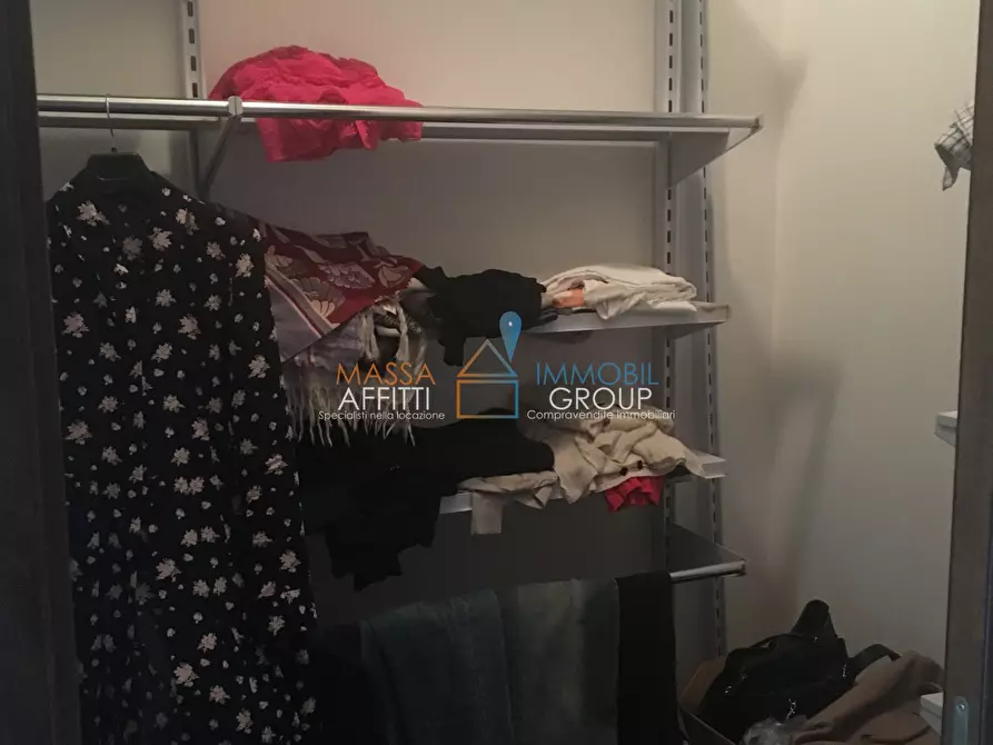 Immagine 18 di Pentalocale in vendita  in Via Eugenio chiesa 17 a Massa