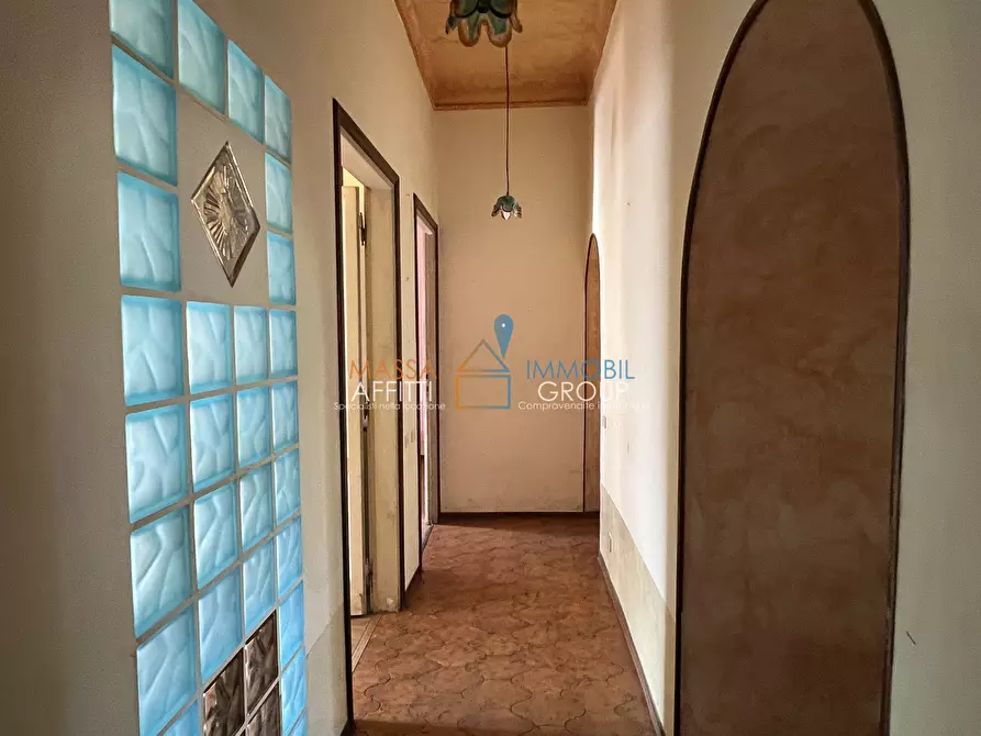 Immagine 14 di Pentalocale in vendita  in Via Benedetto Croce 11 a Massa