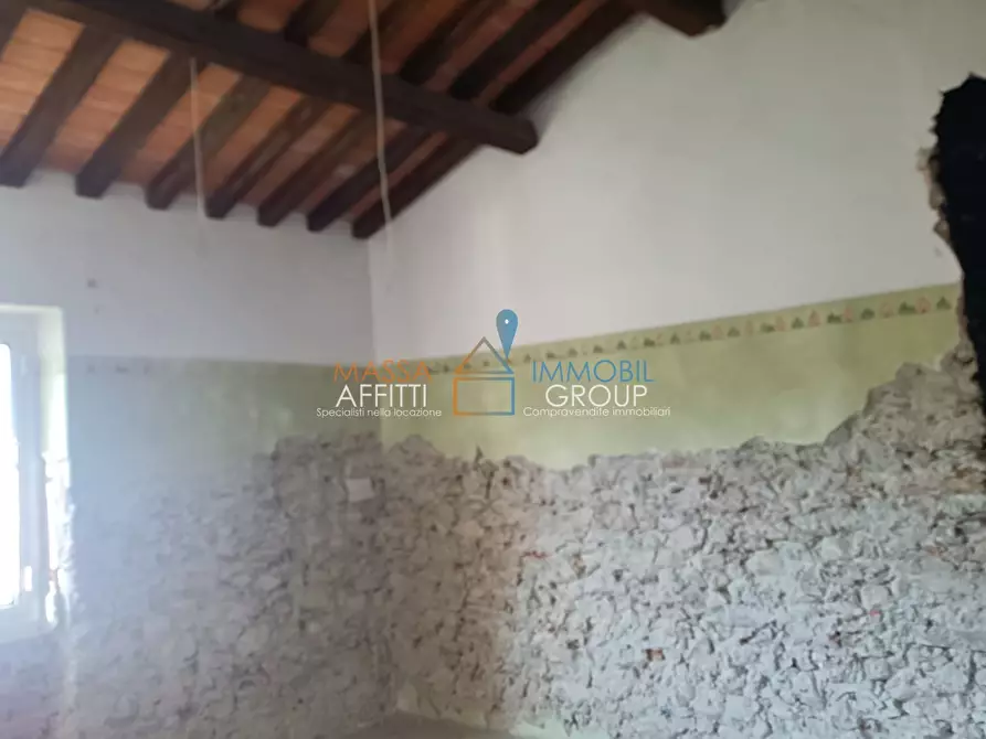 Immagine 3 di Terratetto in vendita  in Via Dante Alighieri 27 a Massa