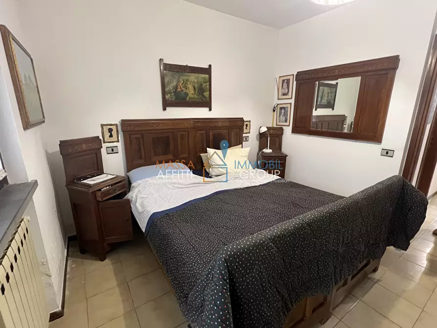 Immagine 29 di Villetta a schiera in vendita  in Via Gioacchino Rossini 14 a Massa