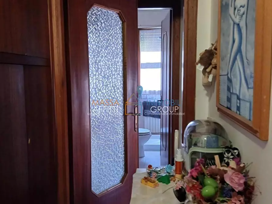 Immagine 10 di Pentalocale in vendita  in Via Giovanni Pascoli 37 a Massa