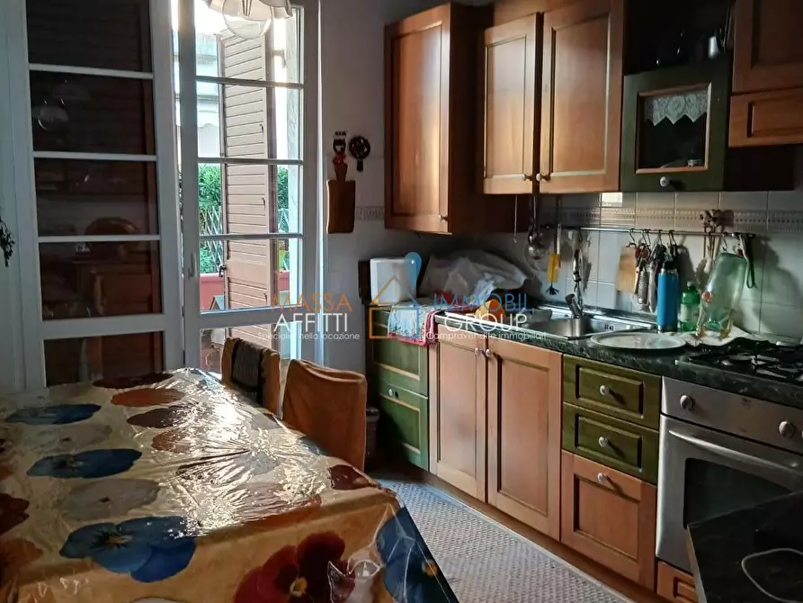 Immagine 13 di Villetta a schiera in vendita  in Via Venezia 42 a Massa