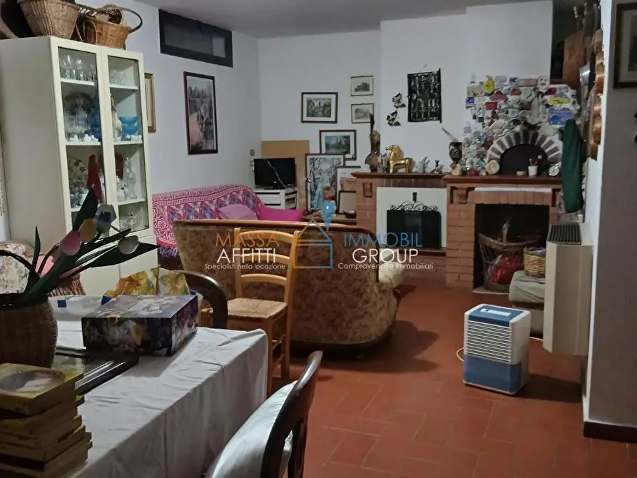 Immagine 5 di Villetta a schiera in vendita  in Via Venezia 42 a Massa