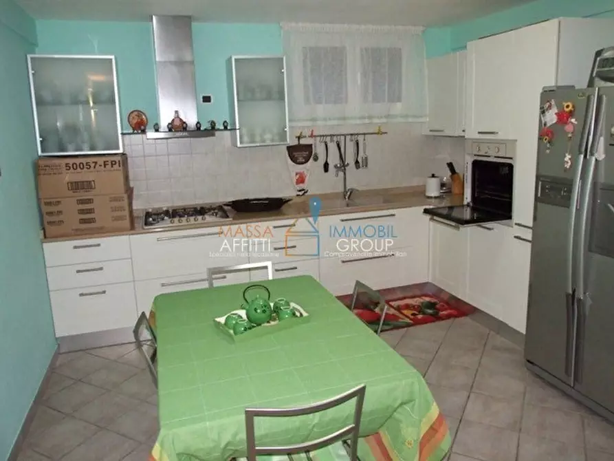 Immagine 26 di Villetta a schiera in vendita  in Via Canaletto 19 a Massa