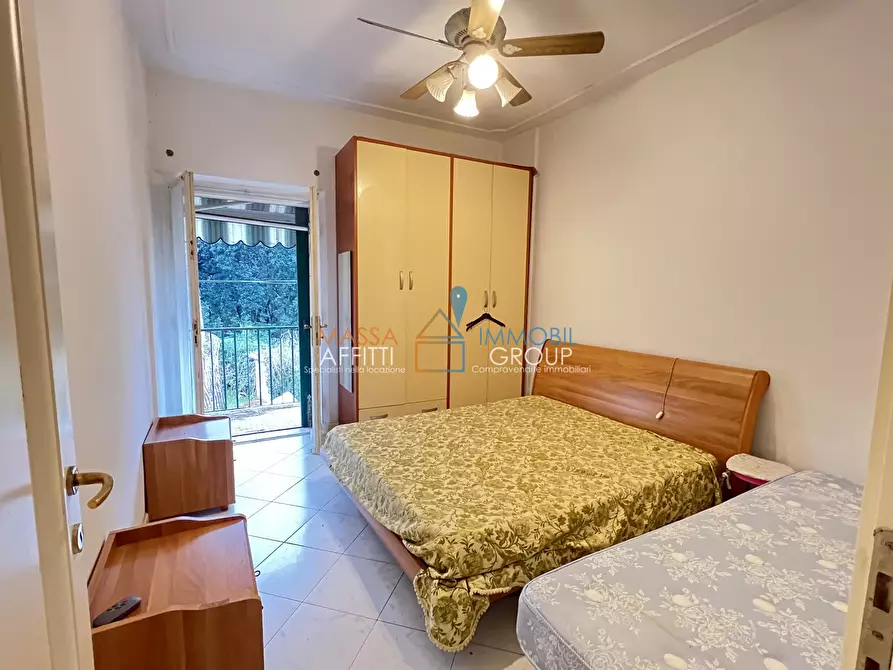 Immagine 13 di Porzione di casa in vendita  in Via dei Lecci 3 a Massa