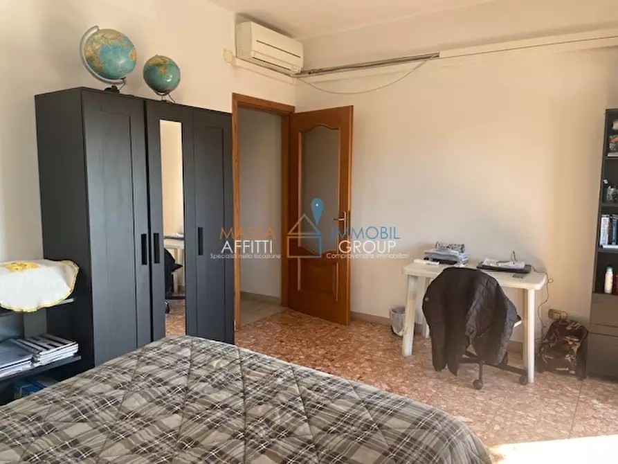 Immagine 28 di Pentalocale in vendita  in Viale Giacomo Puccini 26 a Massa