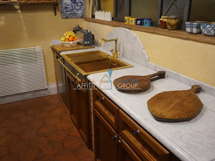 Immagine 13 di Porzione di casa in vendita  in Via Roma 26A a Carrara